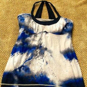 Lululemon tank, with built in adjustable bra. Size 12